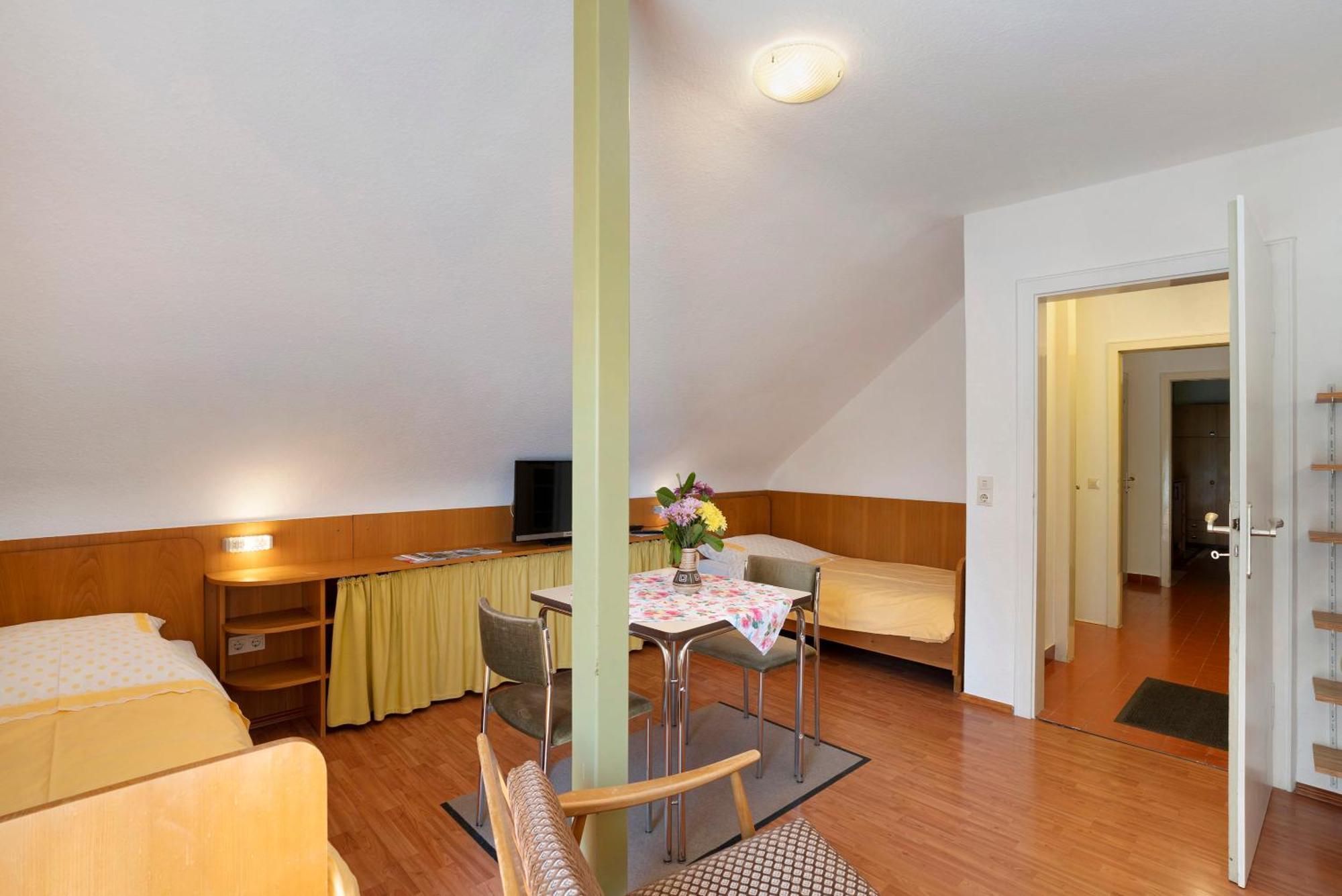 Gästehaus Hirzel Bad Wildbad Exterior foto
